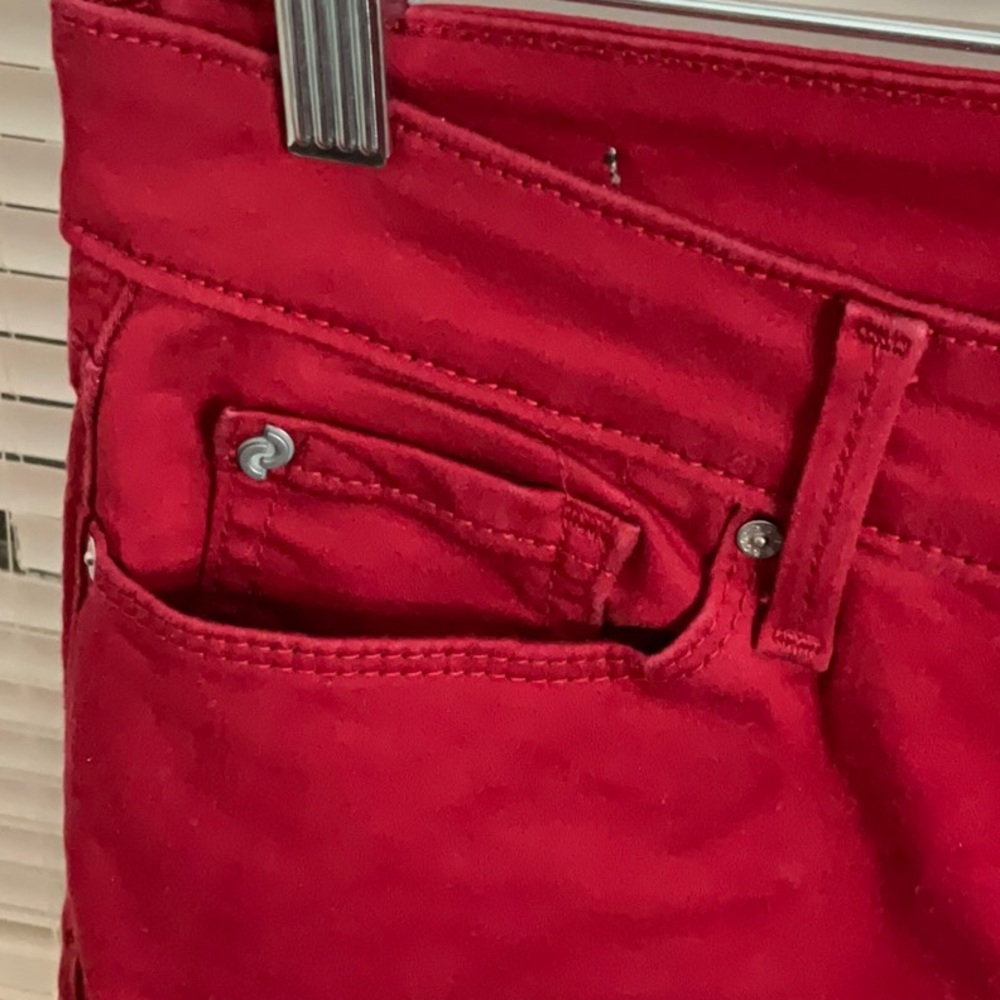 Women's Red Skinny Jeans - Picture 4 of 9